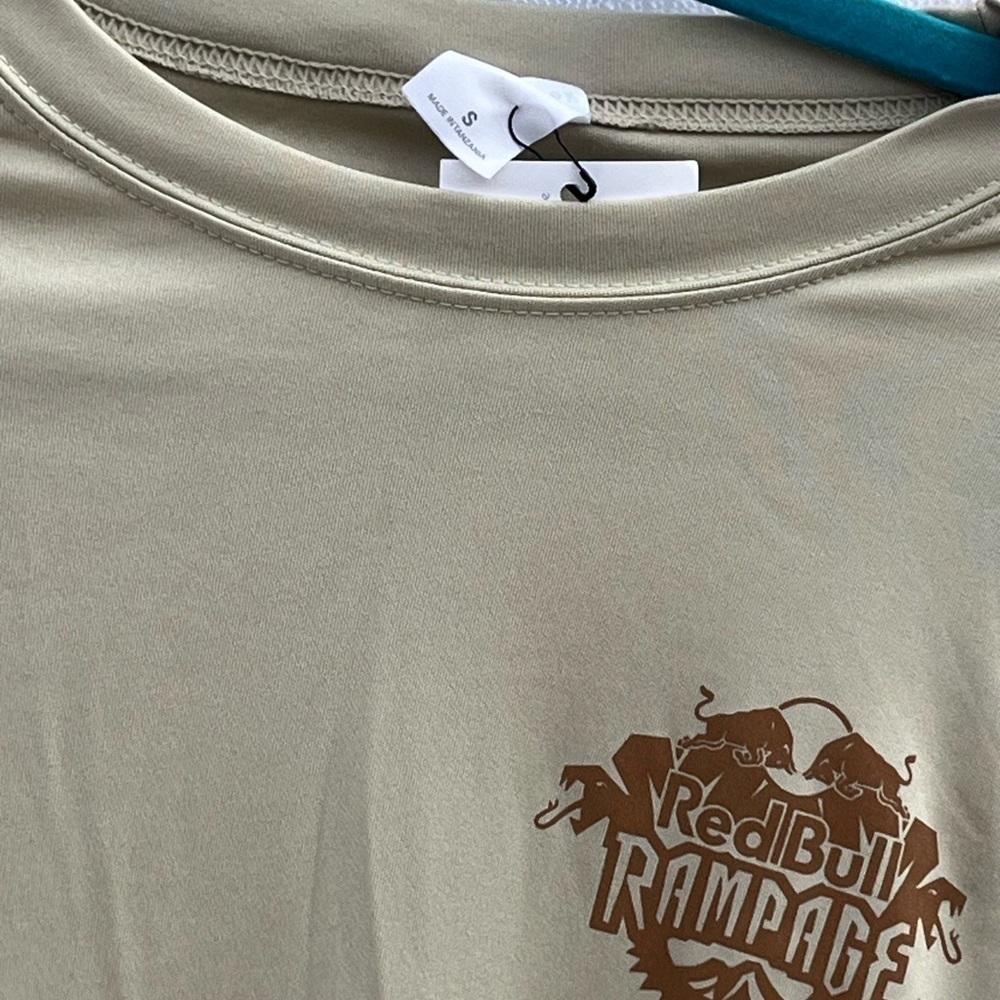 Red Bull Rampage Shirt - Picture 2 of 7